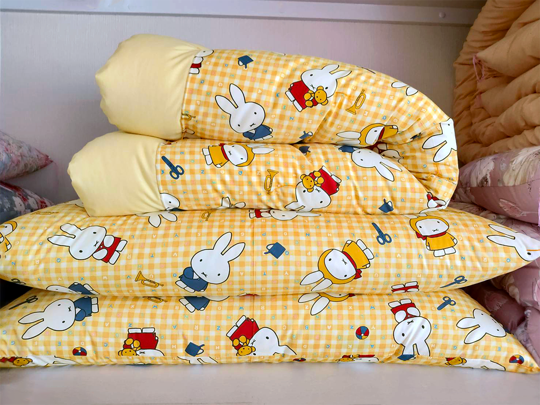 お子様用寝具